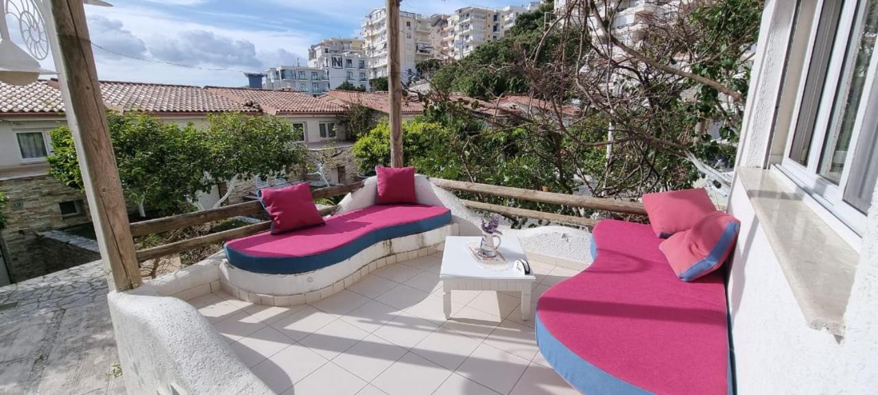 Vila 15 Bougainville Sarandë エクステリア 写真