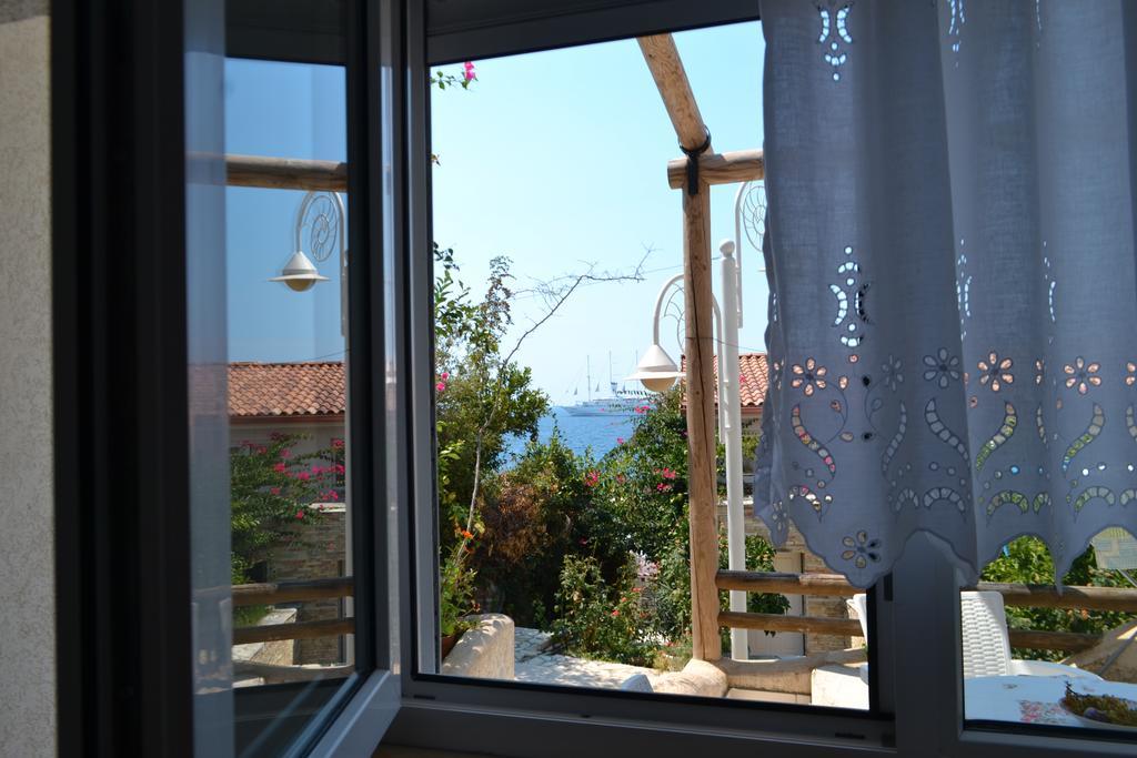 Vila 15 Bougainville Sarandë エクステリア 写真