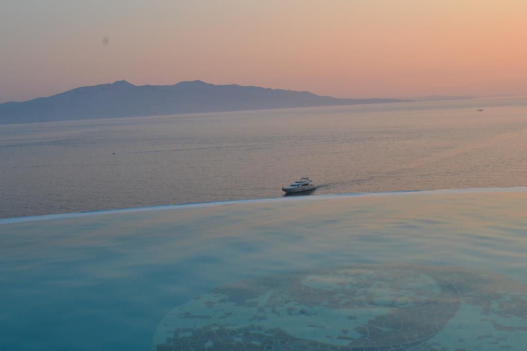 Vila 15 Bougainville Sarandë エクステリア 写真